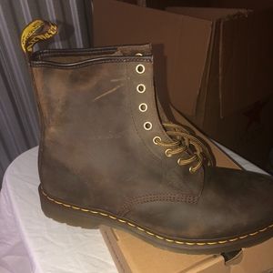 dr martens aztec brown